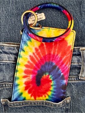Tell Your Tale Wristlet Rainbow 🌈 Keychain Key Ring Bangle Wallet Purse NWT